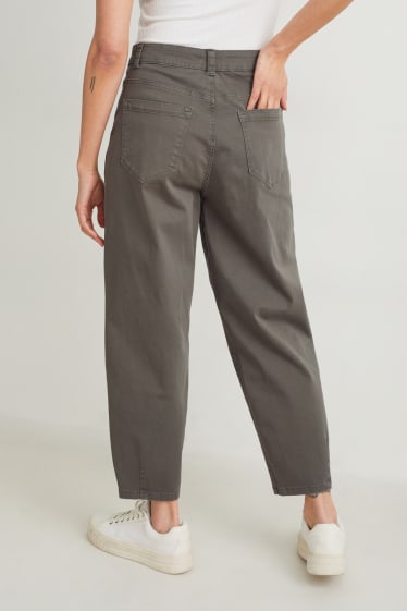 Damen - Chino - Mid Waist - Tapered Fit - grün