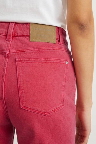 Women - Denim Bermuda shorts - high waist - LYCRA® - pink