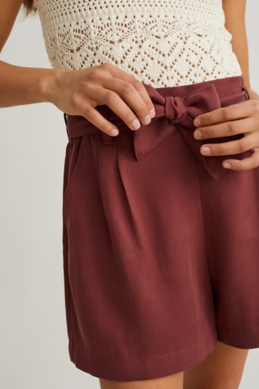 Nena - Shorts - marró