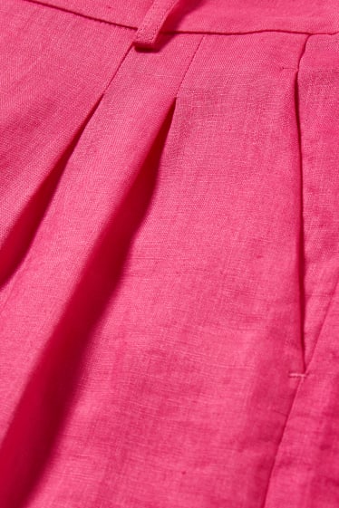 Femmes - Short en lin de bureau - high waist - rose