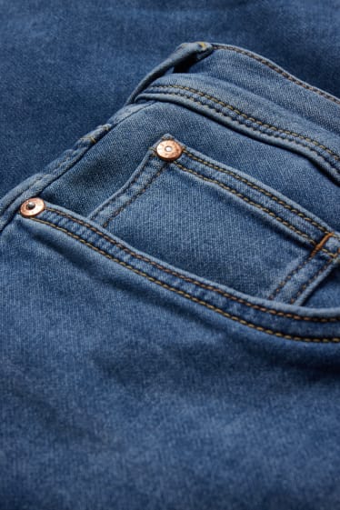 Men - Denim shorts - Flex jog denim - LYCRA® - blue denim