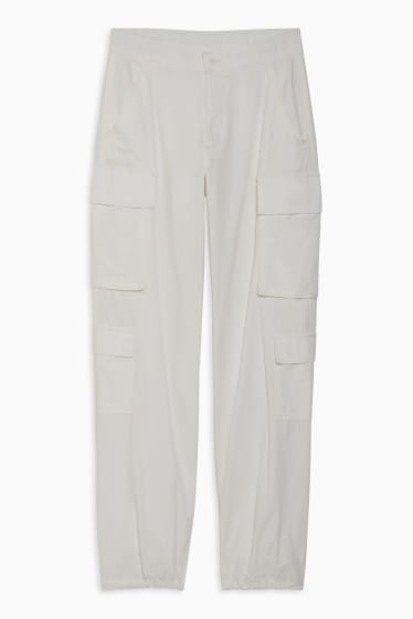 Femei - CLOCKHOUSE - pantaloni cargo - talie medie - relaxed fit - alb