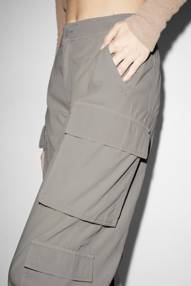 Damen - Cargohose - Mid Waist - Relaxed Fit - hellgrau