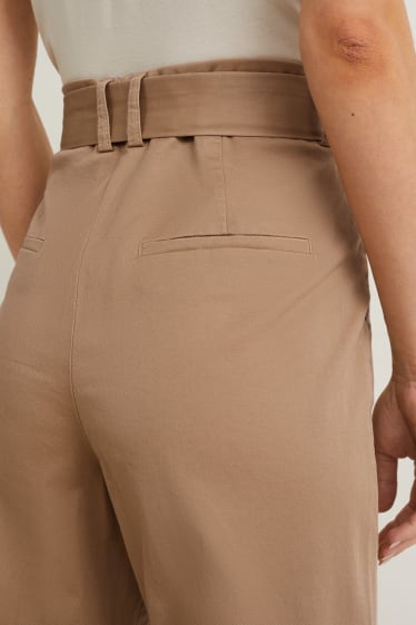Dámské - Plátěné kalhoty - super high waist - tapered fit - hnědá