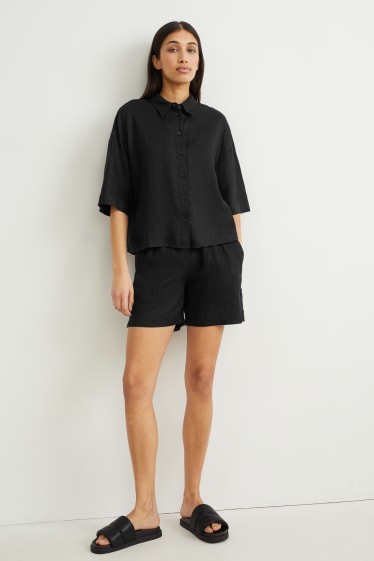 Women - Linen shorts - black