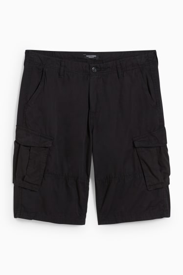 Men - Cargo shorts - black