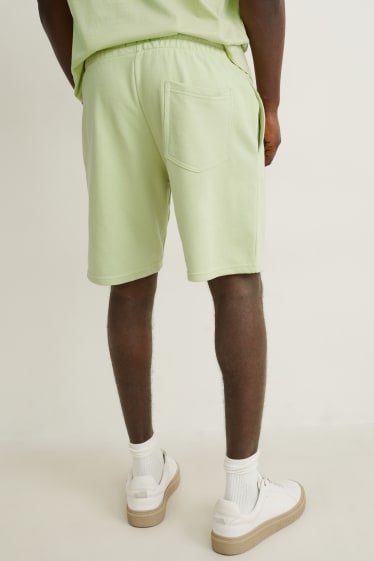 Hommes - Short en molleton - vert clair