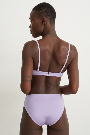 Dona - Calces de biquini - mid waist - LYCRA® XTRA LIFE™ - violeta clar