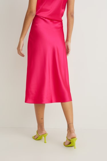 Women - Satin skirt - pink