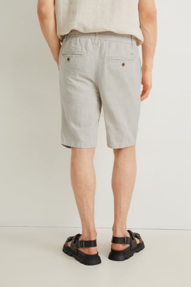 Uomo - Shorts - misto lino - beige chiaro