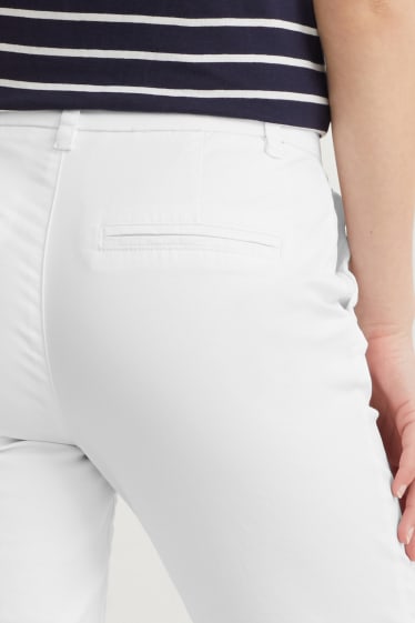 Femmes - Chino - mid waist - blanc