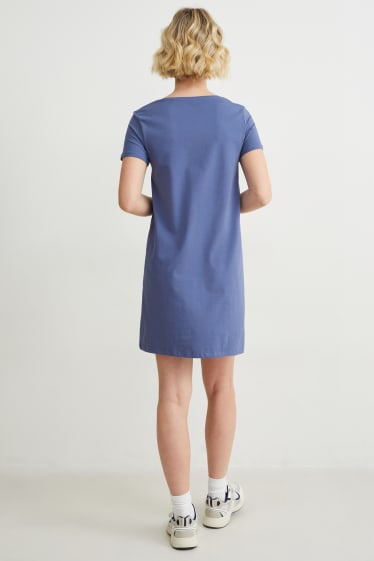 Damen - Basic-T-Shirt-Kleid - hellblau