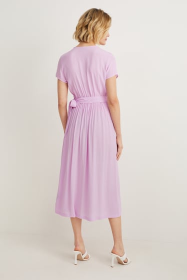 Damen - Wickelkleid - hellviolett