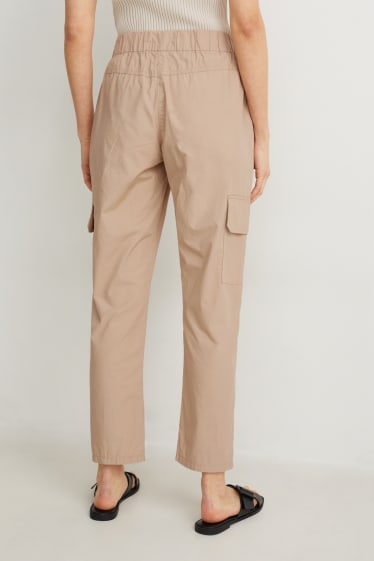 Femmes - Pantalon cargo - mid waist - tapered fit - beige