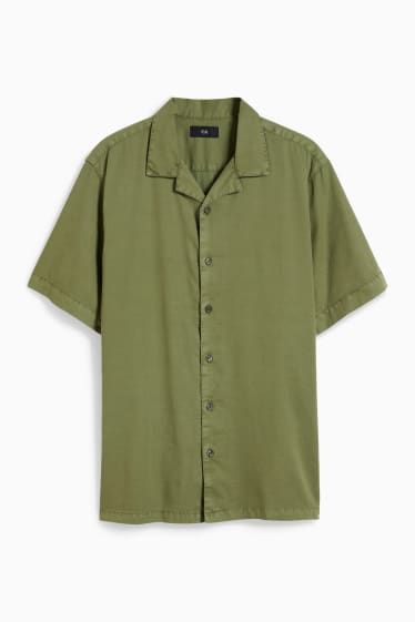Hombre - Camisa - regular fit - cuello solapa - verde