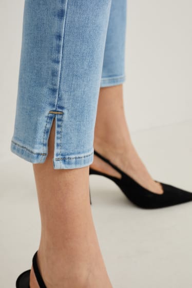 Dona - Slim jeans - high waist - texà blau clar