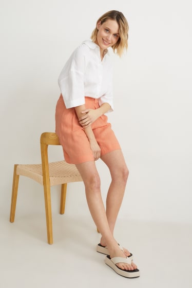 Donna - Shorts in lino - vita alta - arancione