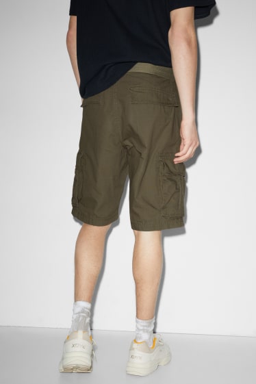 Men - Cargo shorts with belt - khaki