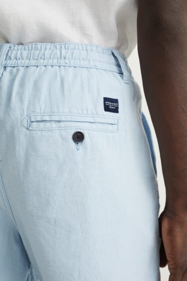 Men - Shorts - linen blend - light blue
