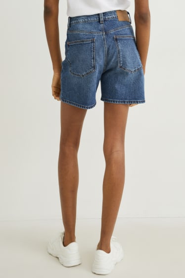 Women - Denim shorts - low-rise waist - LYCRA® - blue denim