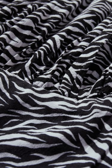 Tieners & jongvolwassenen - CLOCKHOUSE - jurk - met patroon - zwart / wit
