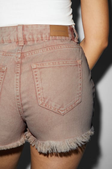Dames - CLOCKHOUSE - korte spijkerbroek - high waist - lichtbruin