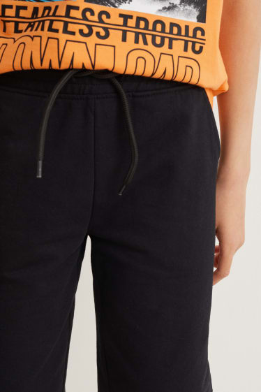 Kinder Jungen - Set - Kurzarmshirt und Sweatshorts - 2 teilig - orange