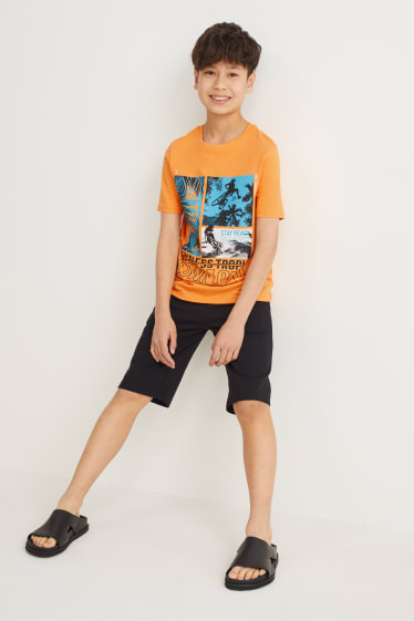 Kinder - Set - Kurzarmshirt und Sweatshorts - 2 teilig - orange