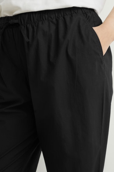 Women - Trousers - mid-rise waist - tapered fit - black