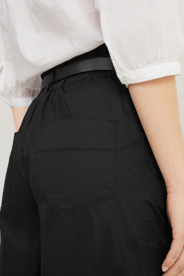 Femei - Pantaloni de stofă - talie înaltă - wide leg - negru