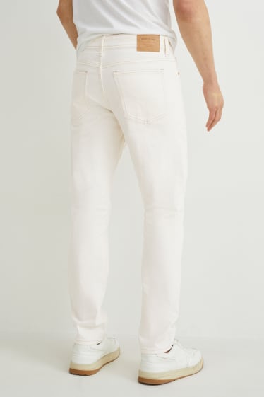 Bărbați - Tapered jeans - cu fibre de cânepă - alb-crem