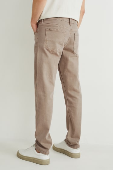 Hombre - Tapered jeans - con fibras de cáñamo - beige claro