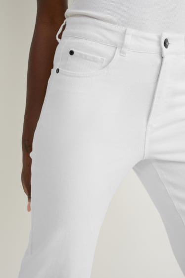 Donna - Jeans a gamba larga - vita alta - bianco