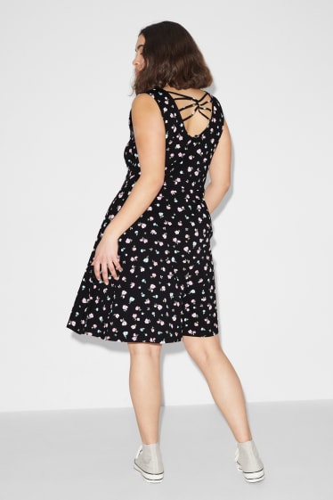 Women - CLOCKHOUSE - dress - floral - black