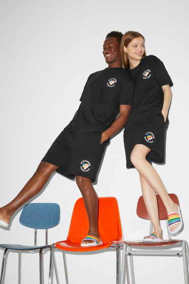 Unisex - CLOCKHOUSE - Sweatshorts - Unisex - PRIDE - schwarz