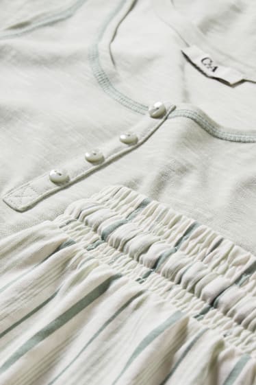 Dona - Pijama curt - verd menta