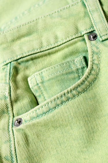 Dospívající a mladí - CLOCKHOUSE - džínové šortky - high waist - světle zelená