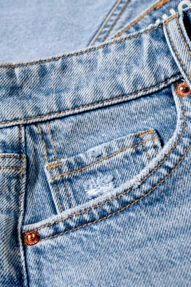 Femmes - CLOCKHOUSE - short en jean - high waist - jean bleu clair