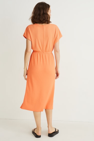 Kobiety - Sukienka w stylu kopertowym - pomarańczowy