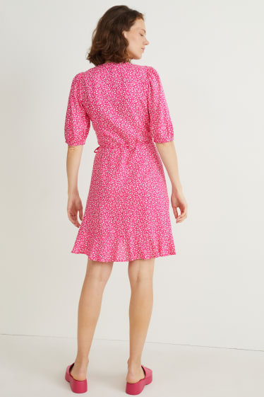 Femmes - Robe croisée - à fleurs - rose