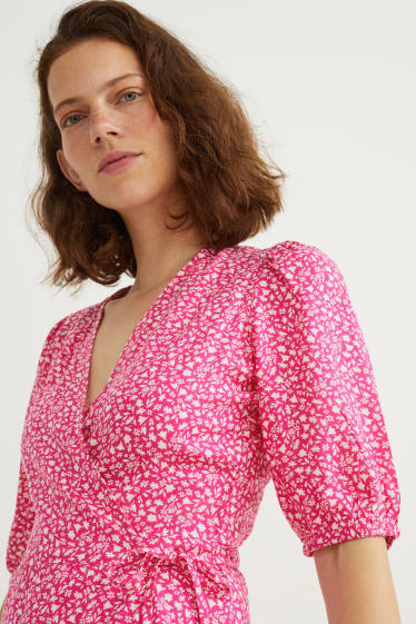 Femmes - Robe croisée - à fleurs - rose