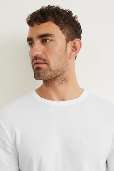 Mężczyźni - Koszulka z długim rękawem z linii  - biały