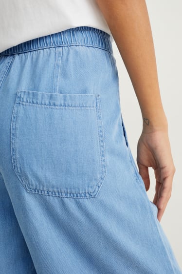 Donna - Bermuda - vita alta - jeans azzurro
