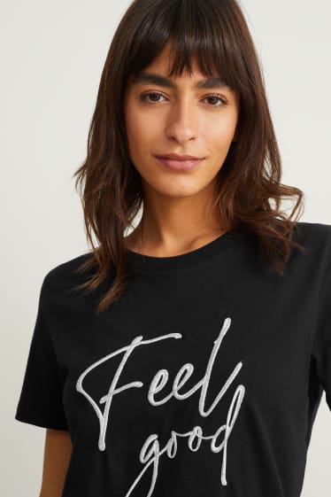 Kobiety - T-shirt z aplikacją z łańcuszkami - czarny