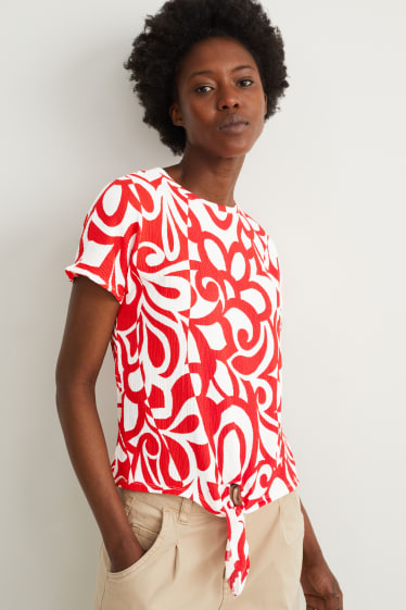 Women - T-shirt with knot detail - red / cremewhite