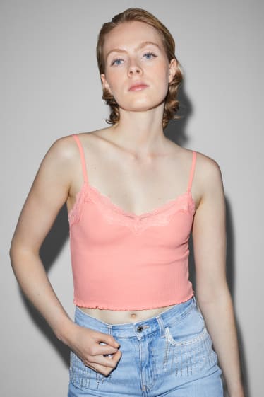 Teens & Twens - CLOCKHOUSE - Crop Top - pink