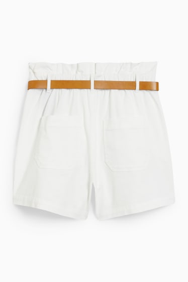 Women - Shorts with belt - high waist - white