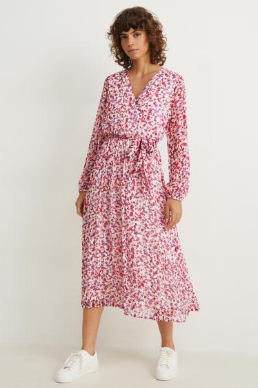 Femmes - Robe de gaze - à fleurs - rose