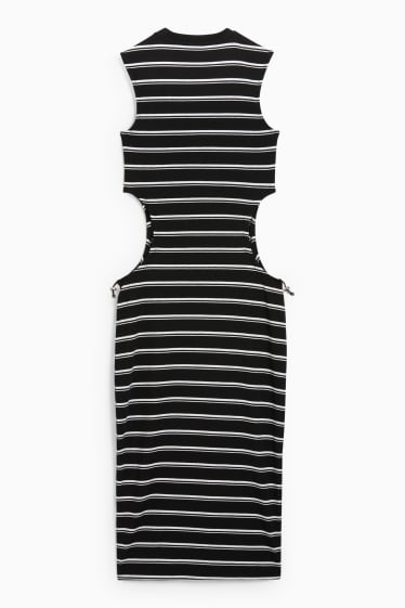 Nastolatki - CLOCKHOUSE - podkreślająca figurę sukienka - w paski - czarny / biały