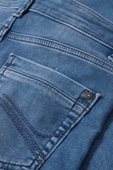 Kinderen: jongens - Slim jeans - jog denim - jeanslichtblauw